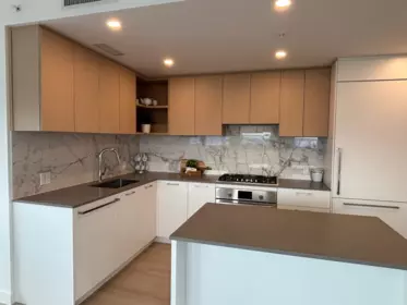 Kitchen Island Photo of 2506 6468 Willingdon Avenue, Burnaby, BC