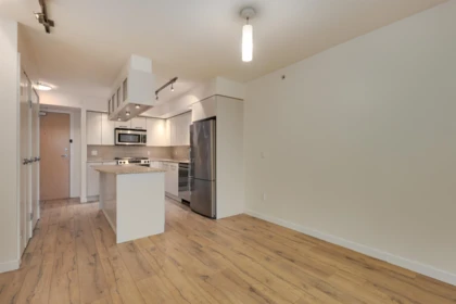Kitchen Photo of 306 683 W Victoria Park, North Vancouver, BC