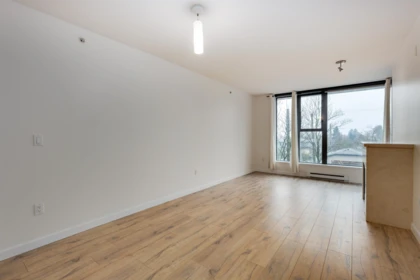 Mudroom Photo of 306 683 W Victoria Park, North Vancouver, BC