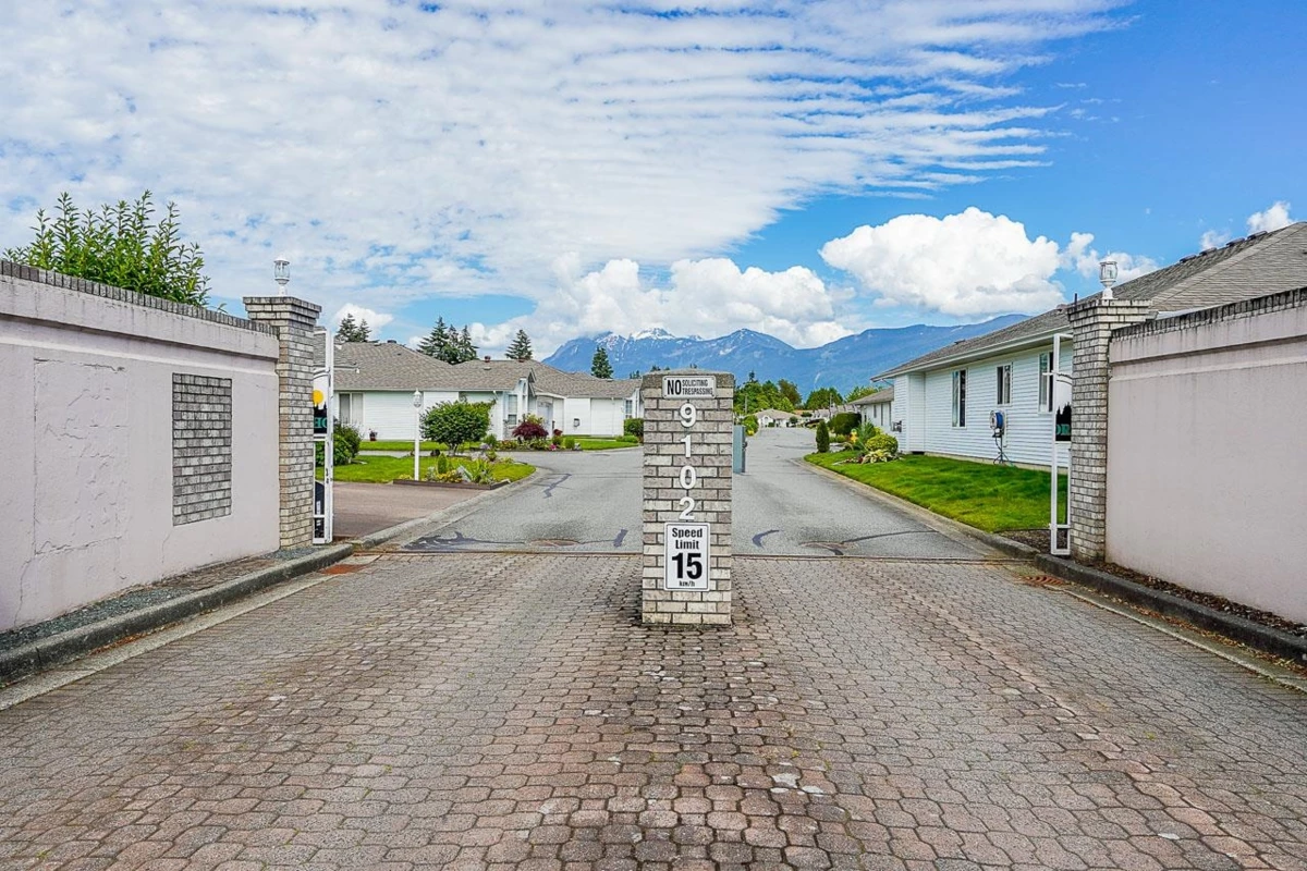 Family Room Photo of 8 9102 Hazel Street, Chilliwack, BC