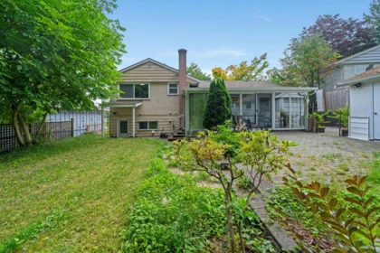 Hot Tub / Spa Photo of 4366 Gilpin Crescent, Burnaby, BC