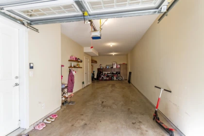 Basement Recreation Room Photo of 37 1362 Purcell Drive, Coquitlam, BC