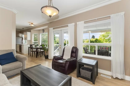 Kitchen Island Photo of 3297 Mckinley Drive, Abbotsford, BC