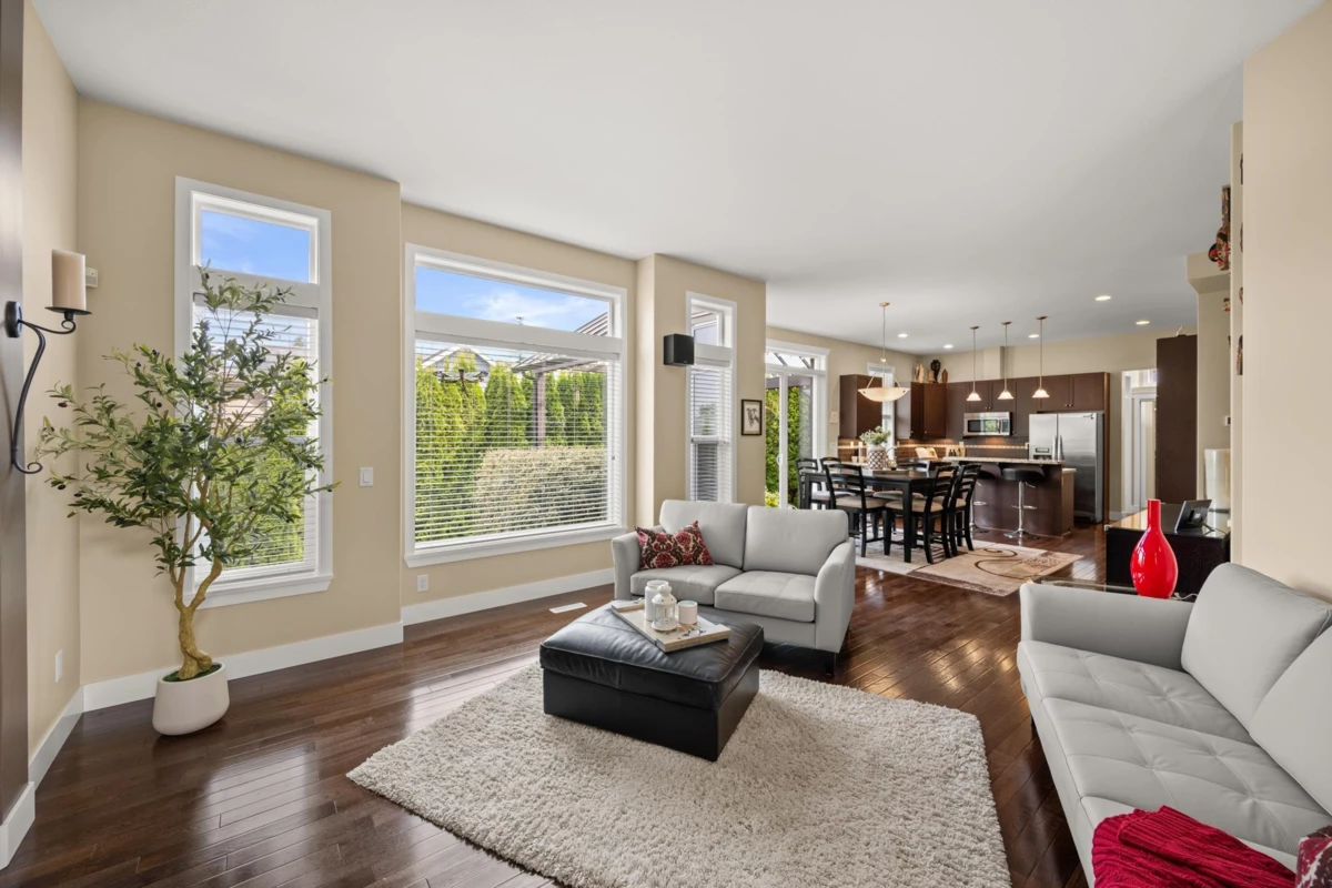 Living Room Photo of 6093 163a Street, Surrey, BC