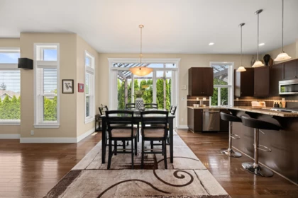 6093 163a Street, Surrey, BC, Surrey — Single Family Residence for sale