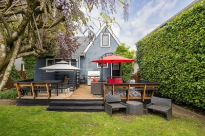 Hot Tub / Spa Photo of 524 Second Street, New Westminster, BC