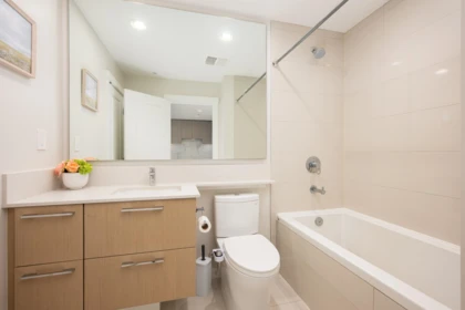 Mudroom Photo of 523 3563 Ross Drive, Vancouver, BC