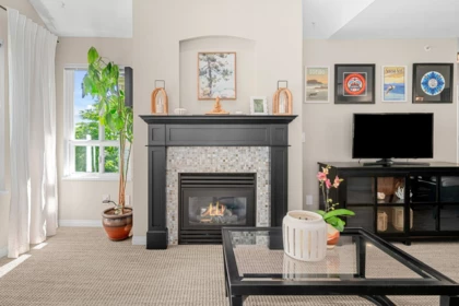 Breakfast Nook Photo of 303 365 E 1st Street, North Vancouver, BC