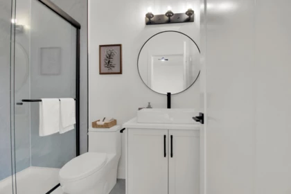 Powder Room Photo of 102 16058 9a Avenue, Surrey, BC