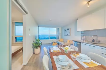 Kitchen Island Photo of 3503 6658 Dow Avenue, Burnaby, BC