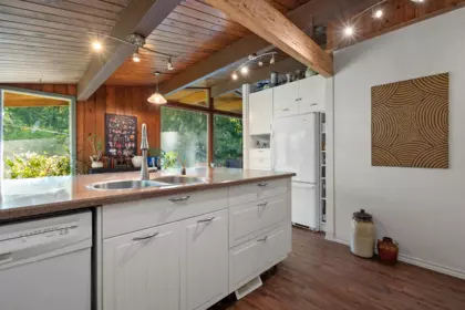 Kitchen Photo of 47990 Briteside Road, Chilliwack, BC