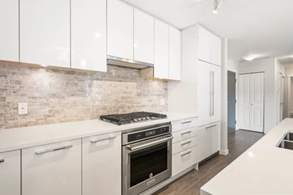 Kitchen Island Photo of 217 9500 Tomicki Avenue, Richmond, BC