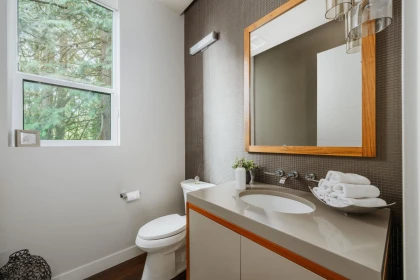 Laundry Room Photo of 10043 246b Street, Maple Ridge, BC