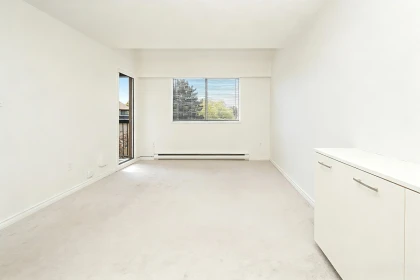 413 8120 Colonial Drive, Richmond, BC, Richmond — Apartment/Condo for sale
