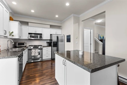 Guest Bathroom Photo of 14 12311 No. 2 Road, Richmond, BC