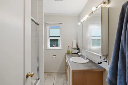 Mudroom Photo of 11470 95 Avenue, Delta, BC
