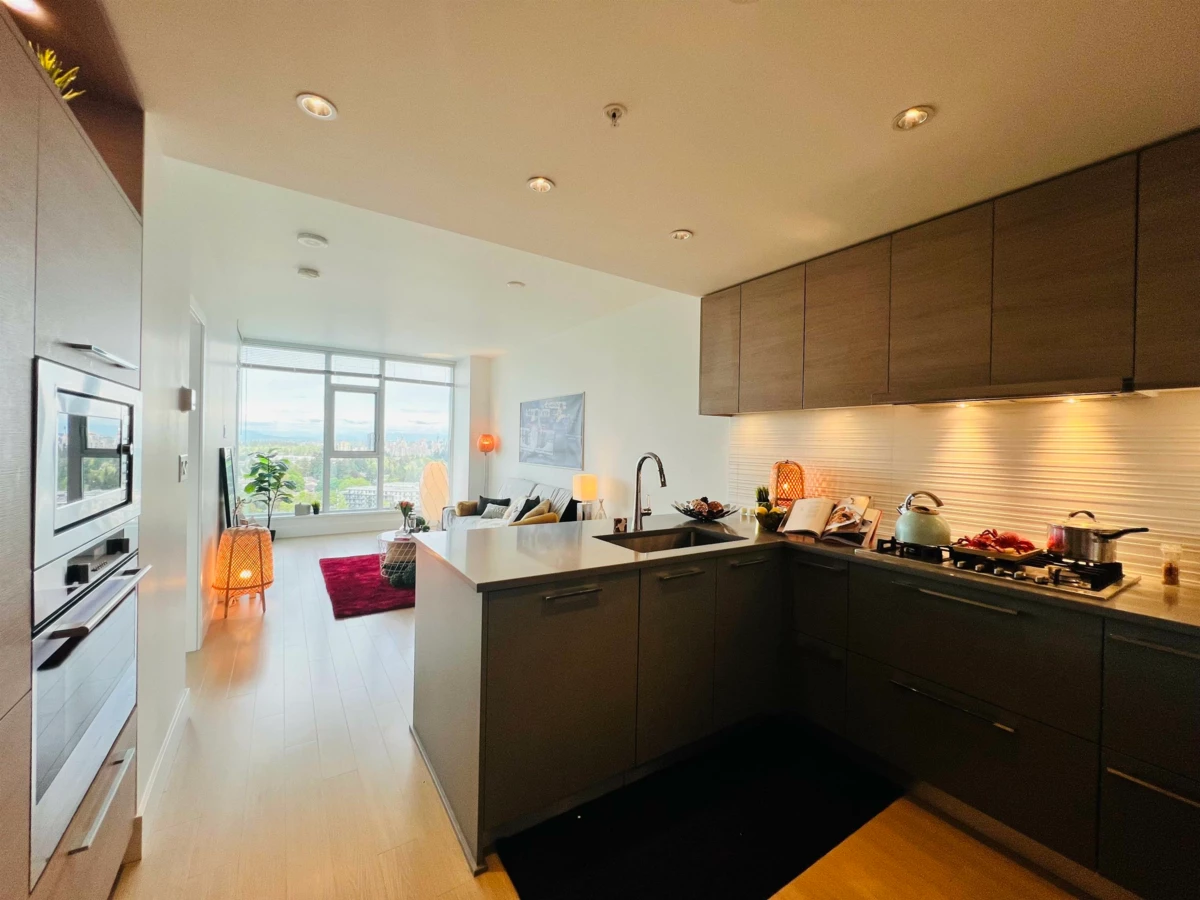 Dining Area Photo of 1706 7388 Kingsway, Burnaby, BC