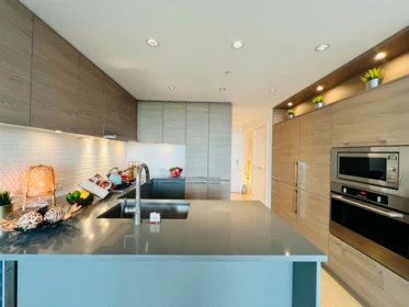 Kitchen Island Photo of 1706 7388 Kingsway, Burnaby, BC