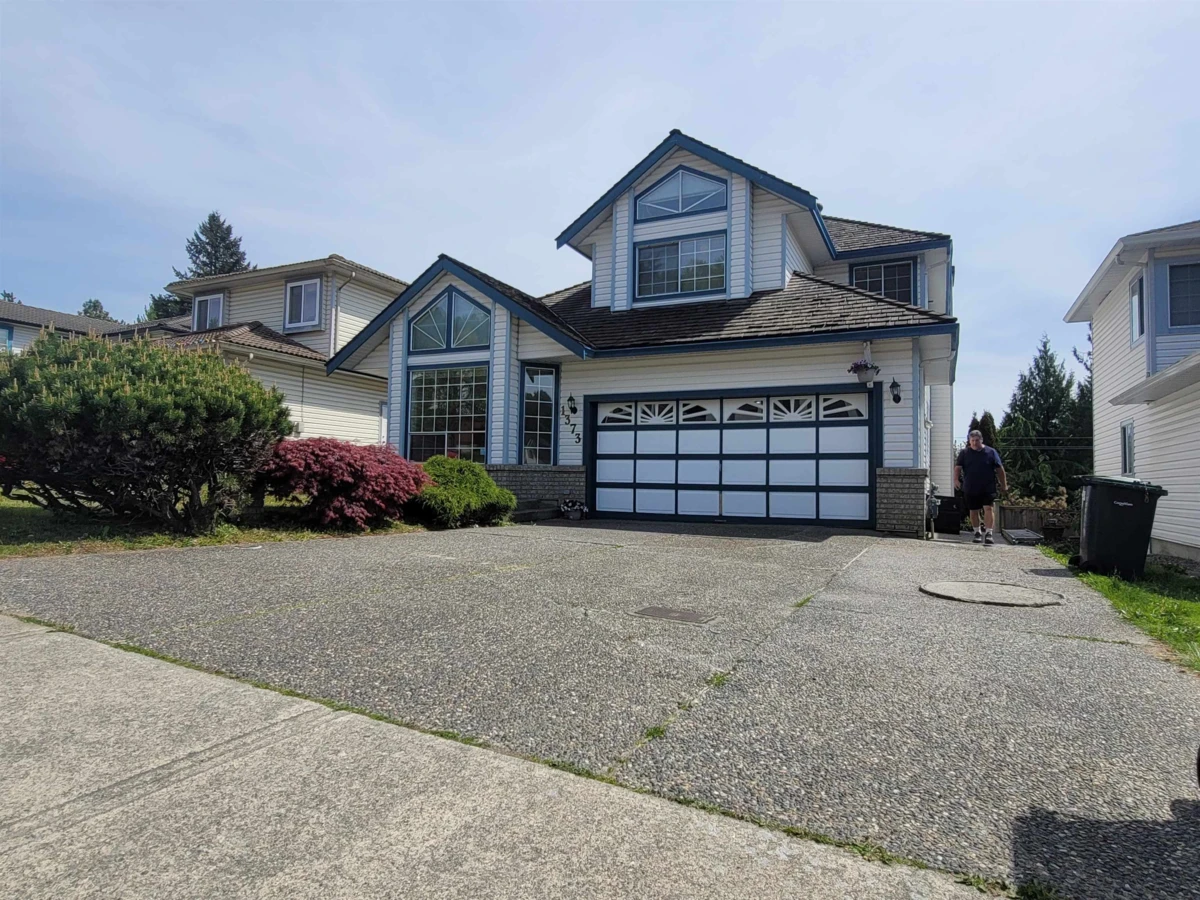 Living Room Photo of 1373 Kenney Street, Coquitlam, BC