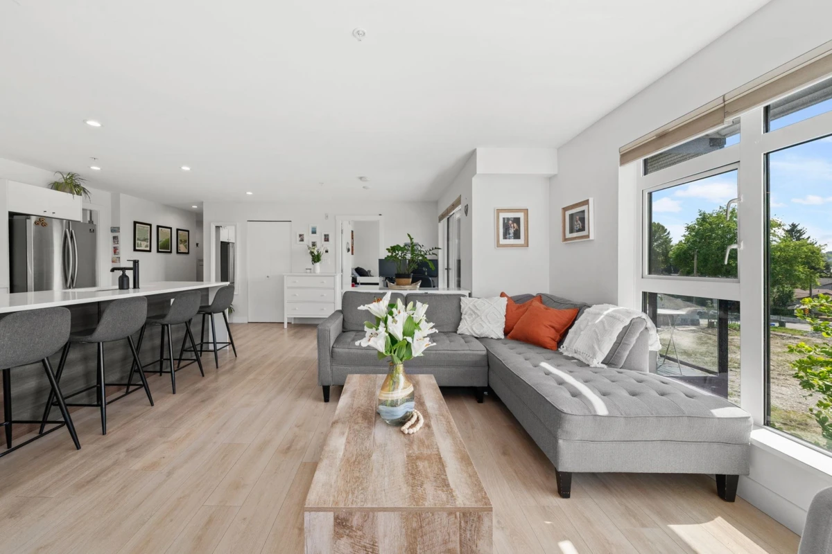 Living Room Photo of 307 1519 Crown Street, North Vancouver, BC