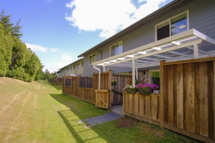 Hot Tub / Spa Photo of 10 10736 Guildford Drive, Surrey, BC