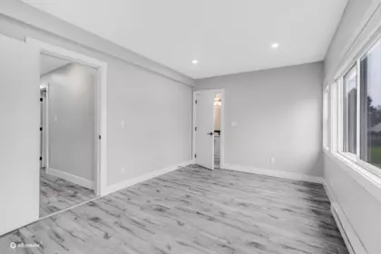 Hallway Photo of 9610 Hazel Street, Chilliwack, BC