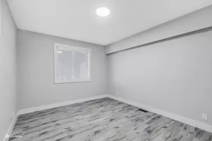 Mudroom Photo of 9610 Hazel Street, Chilliwack, BC