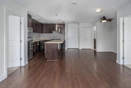 Breakfast Nook Photo of 406 15735 Croydon Drive, Surrey, BC