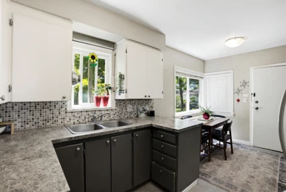 Kitchen Island Photo of 4291 Brant Street, Vancouver, BC