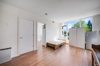 205 585 Austin Avenue, Coquitlam, BC, Coquitlam — Apartment/Condo for sale