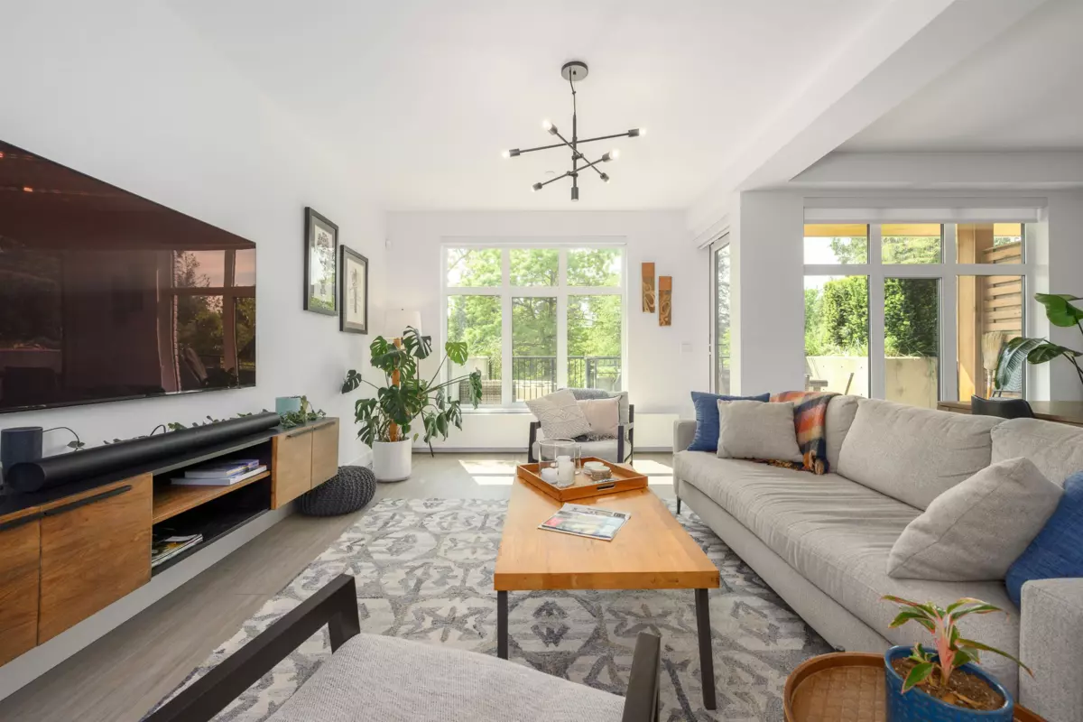 Living Room Photo of 108 733 E 3rd Street, North Vancouver, BC