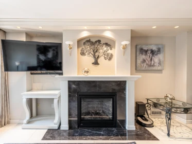 Kitchen Photo of 302 1520 Harwood Street, Vancouver, BC