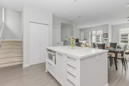 28 39548 Loggers Lane, Squamish, BC, Squamish — Townhouse for sale