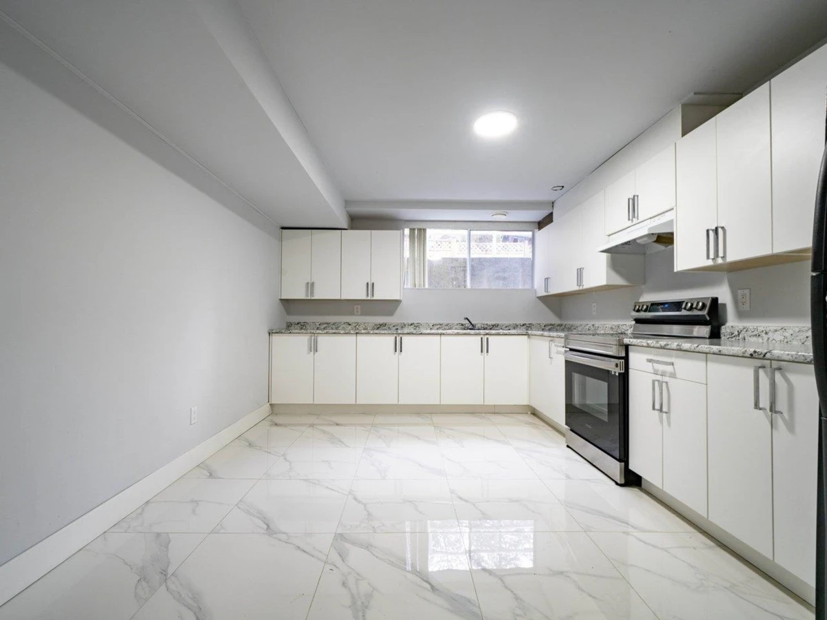 Family Room Photo of 2644 140 Street, Surrey, BC