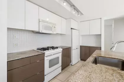 Kitchen Photo of 2208 4808 Hazel Street, Burnaby, BC