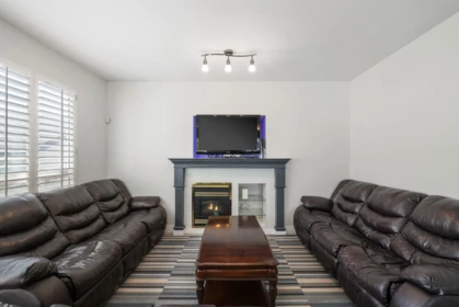 Breakfast Nook Photo of 18568 64b Avenue, Surrey, BC