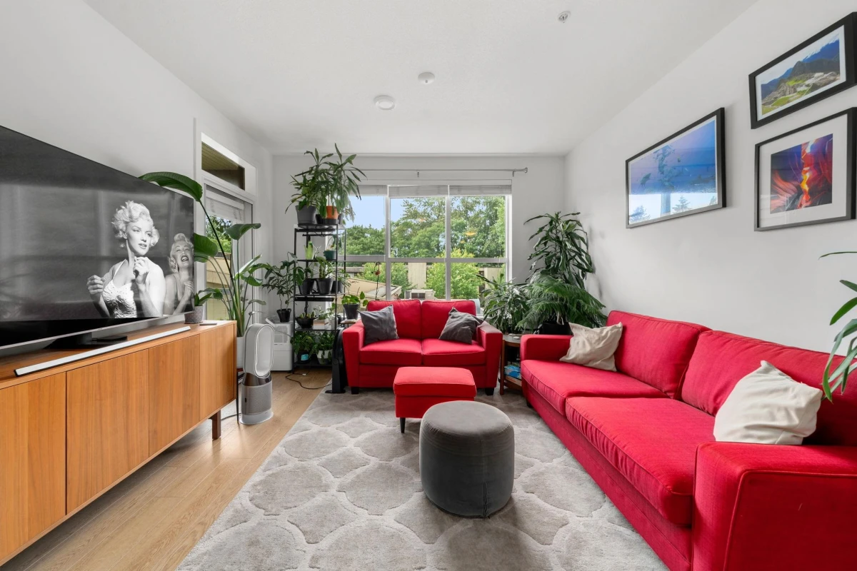 Family Room Photo of 301 3205 Mountain Highway, North Vancouver, BC
