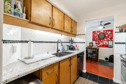 Primary Bathroom Photo of 402 365 Ginger Drive, New Westminster, BC