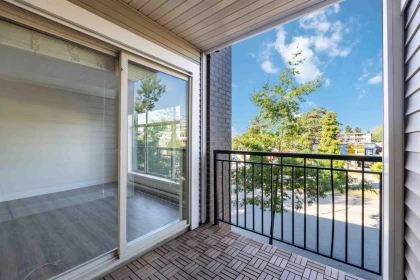 Breakfast Nook Photo of 215 13555 Gateway Drive, Surrey, BC