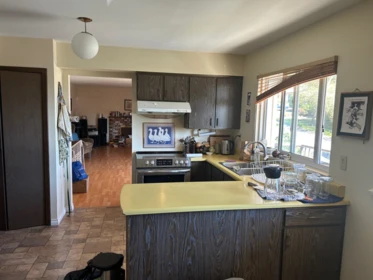 Breakfast Nook Photo of 10591 Hermosa Drive, Delta, BC