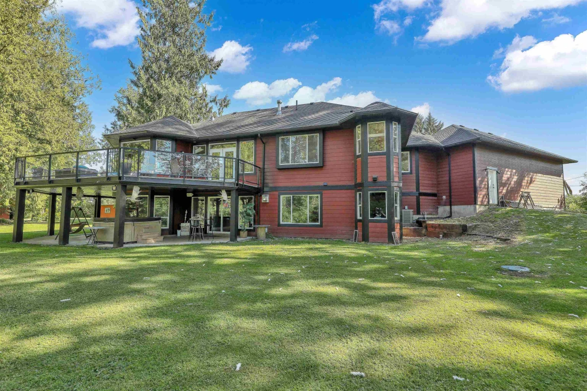 Exterior Rear Photo of 26215 36 Avenue, Langley, BC