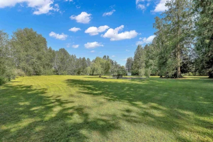 Hot Tub / Spa Photo of 26215 36 Avenue, Langley, BC
