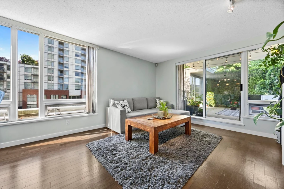 Family Room Photo of 501 39 Sixth Street, New Westminster, BC