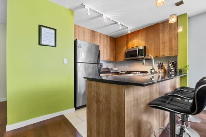 Breakfast Nook Photo of 501 39 Sixth Street, New Westminster, BC
