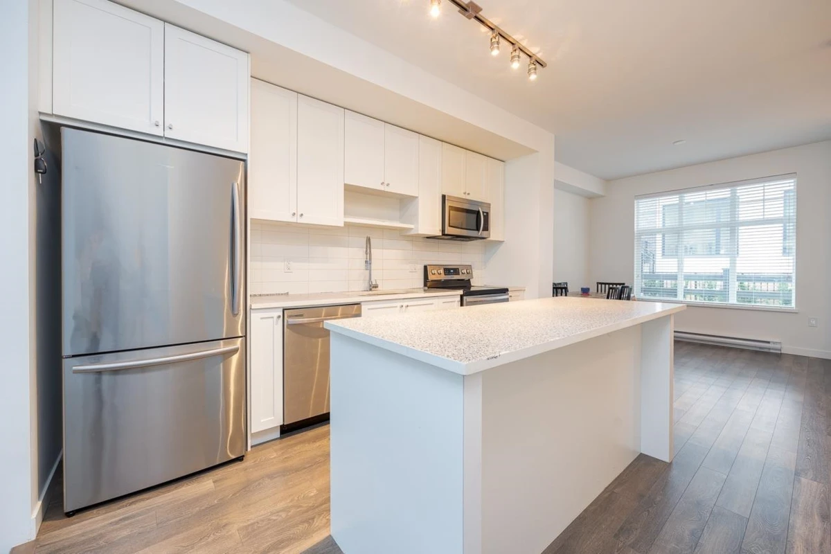 Dining Area Photo of 4 13629 81a Avenue, Surrey, BC