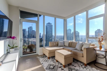 2010 4168 Lougheed Highway, Burnaby, BC, Burnaby — Apartment/Condo for sale