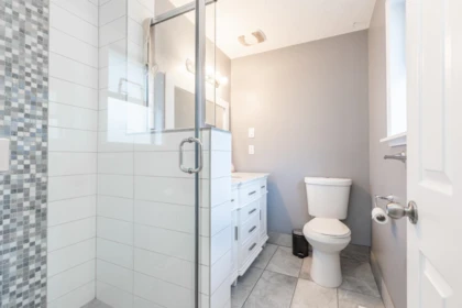 Primary Bathroom Photo of 2266 Willoughby Way, Langley, BC
