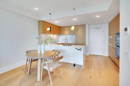 Kitchen Photo of 402 3101 Burfield Place, West Vancouver, BC