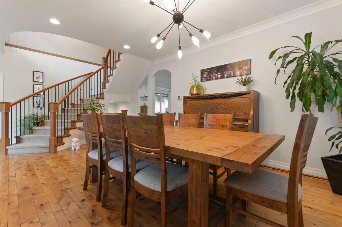 Dining Area Photo of 5782 Garrison Boulevard, Chilliwack, BC