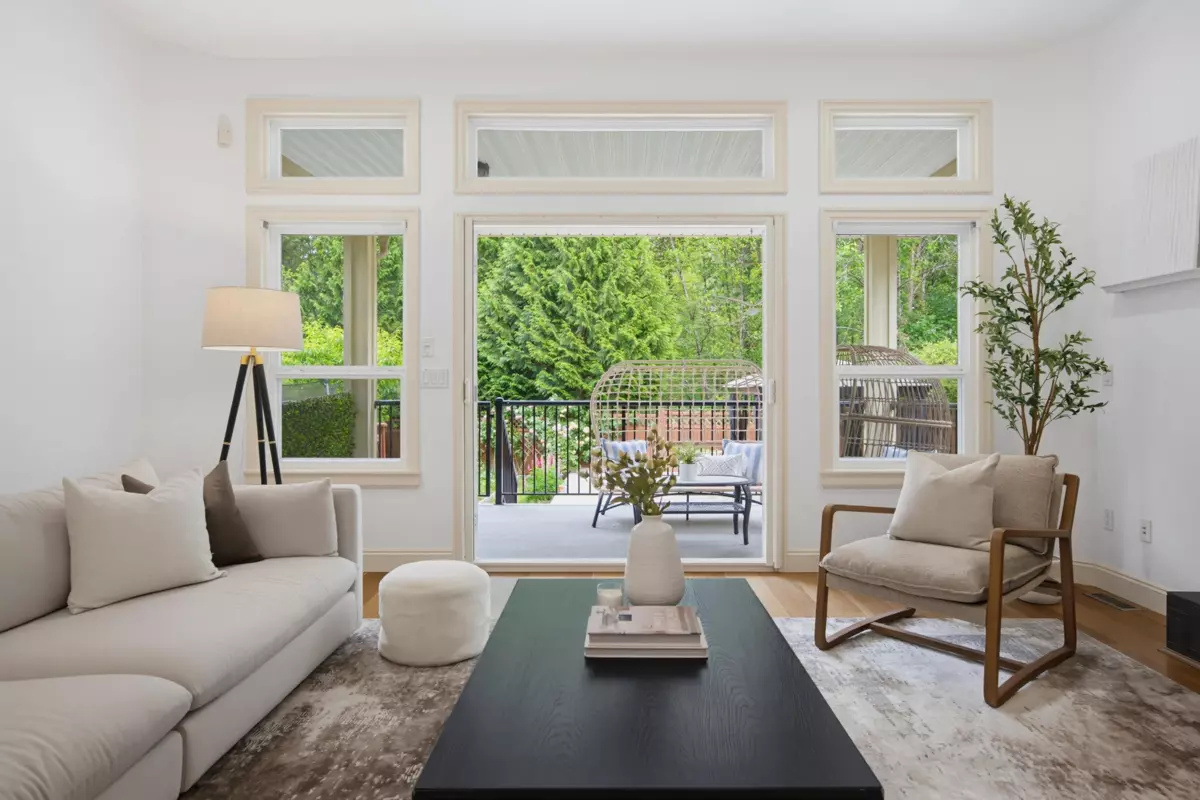 Dining Area Photo of 21657 92b Avenue, Langley, BC